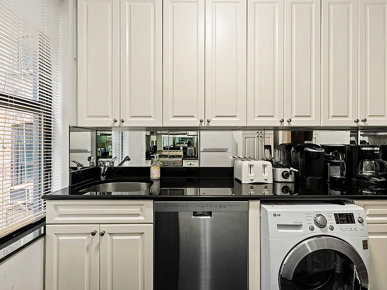 65 W 107th St #3A — Photo 7