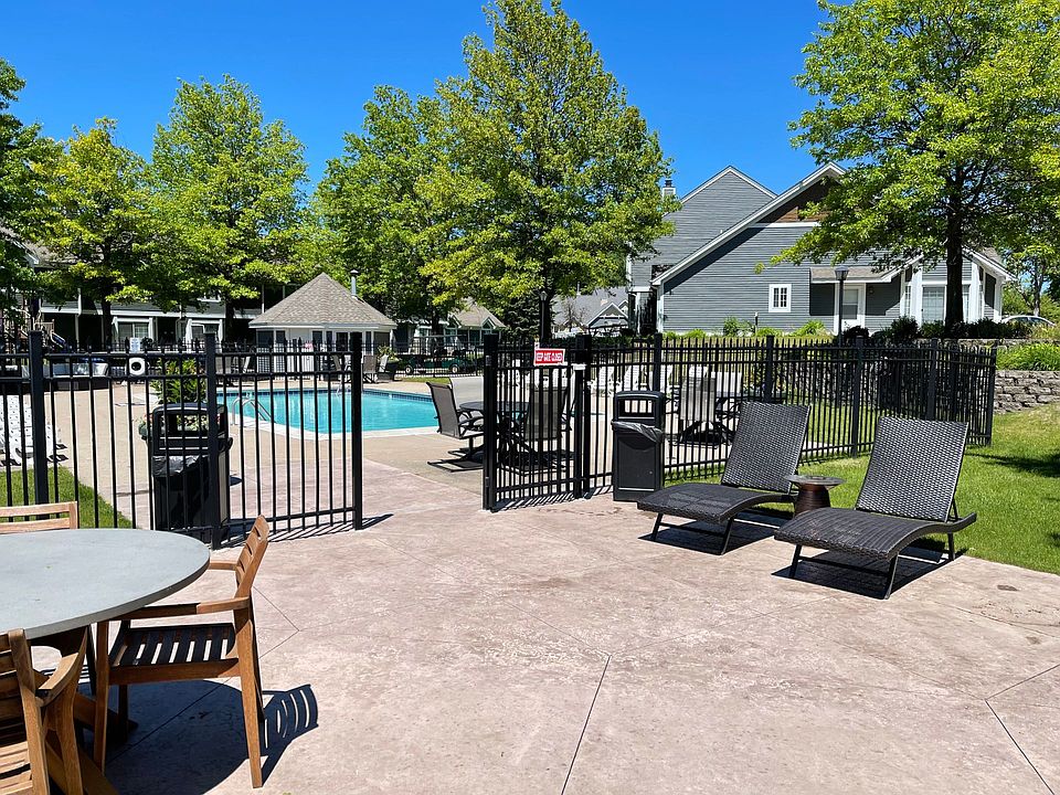 Woodlane Place Townhomes 2187 Cypress Dr Woodbury MN Zillow