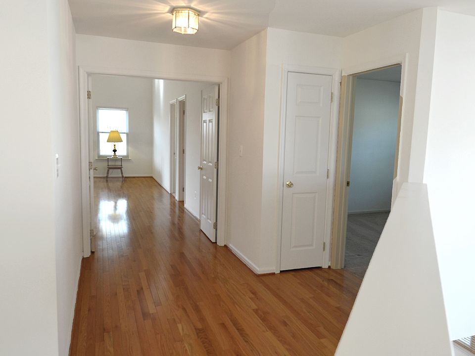 Hardwood in upper hall 