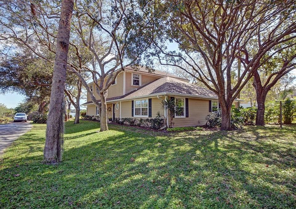 1st image of 9722 Riverview Dr