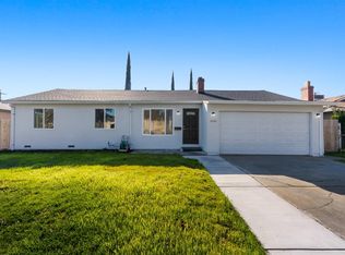 2240 Chase Dr, Rancho Cordova, CA 95670