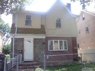 14032 Oak Ave, Flushing, NY 11355