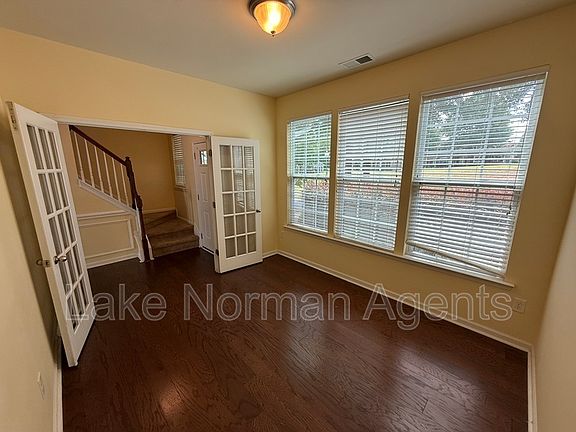 3rd image of 115 Leyton Loop