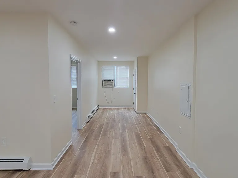 228 Orchard St #1R — Photo 12