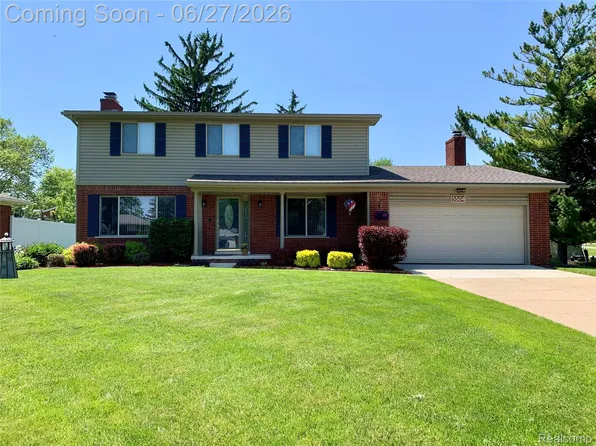 5504 Antoinette Dr, Grand Blanc, MI 48439