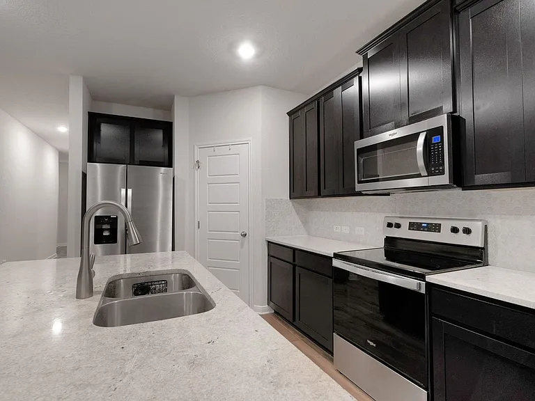 3025 Charyn Way — Photo 28
