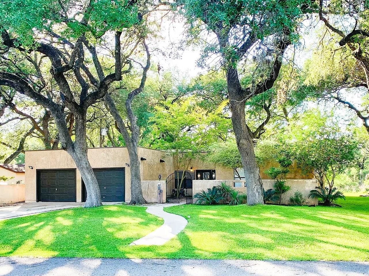 309 Oak Ln, Brackettville, TX 78832 Zillow