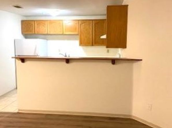 2 bedroom rental in Vancouver — photo 3