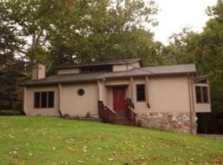 2041 Malvern Dr, Kingsport, TN 37660