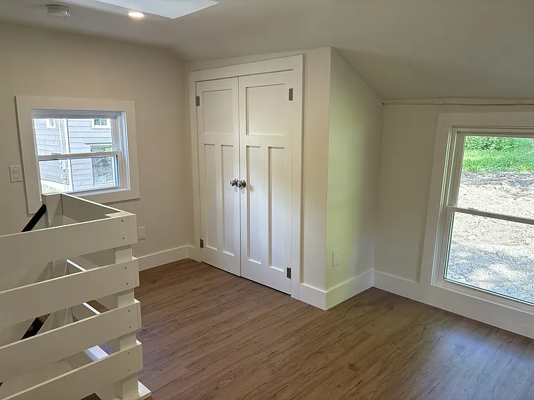 36 E Shore Rd #B — Photo 20