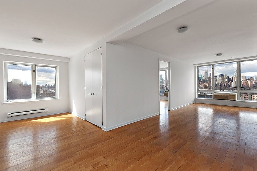 1st image of 1311 Jackson Ave #A