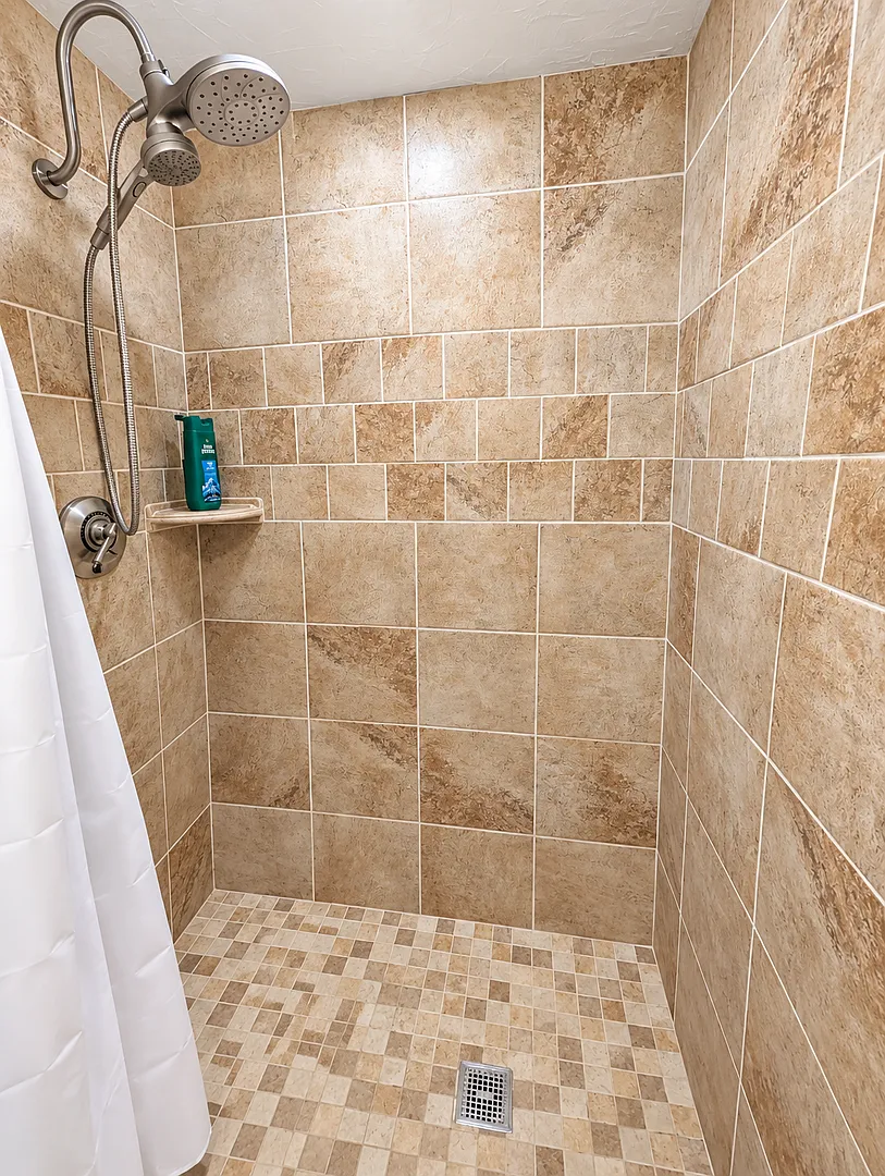 2 bedroom Condo available 11/1 — Photo 4