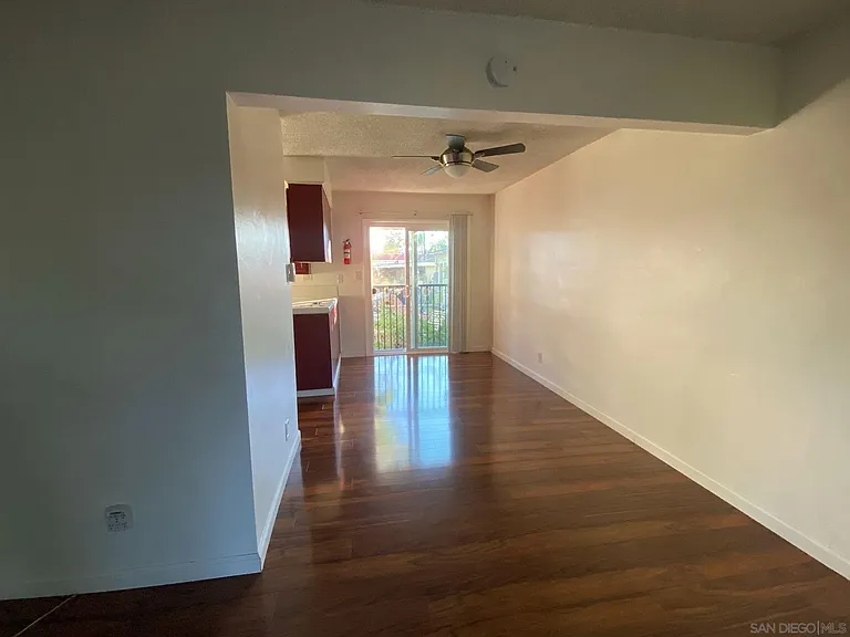 253 N Cedar St — Photo 6
