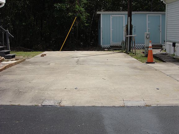 2nd image of 675 Copeland Ave S #44