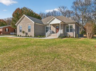 702 Meadow Rd, Mount Pleasant, TN 38474
