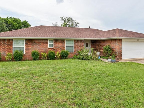 4th image of 802 Jay Dr