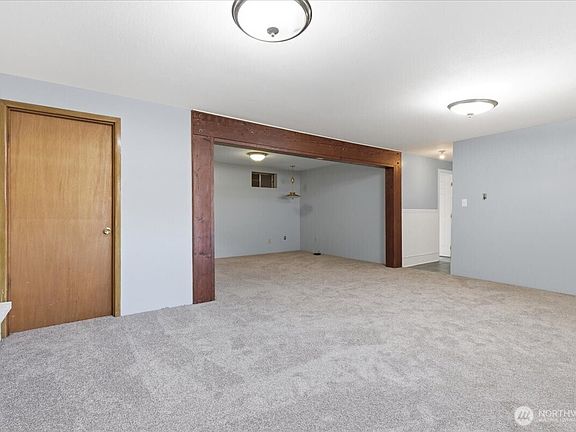 5th image of 707 Spruce Street