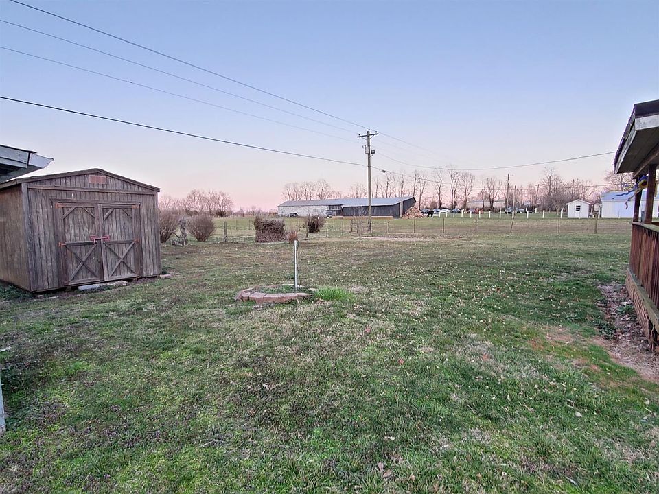 2nd image of 6900 State Highway 300