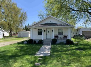 1909 E 16th St, Muncie, IN 47302