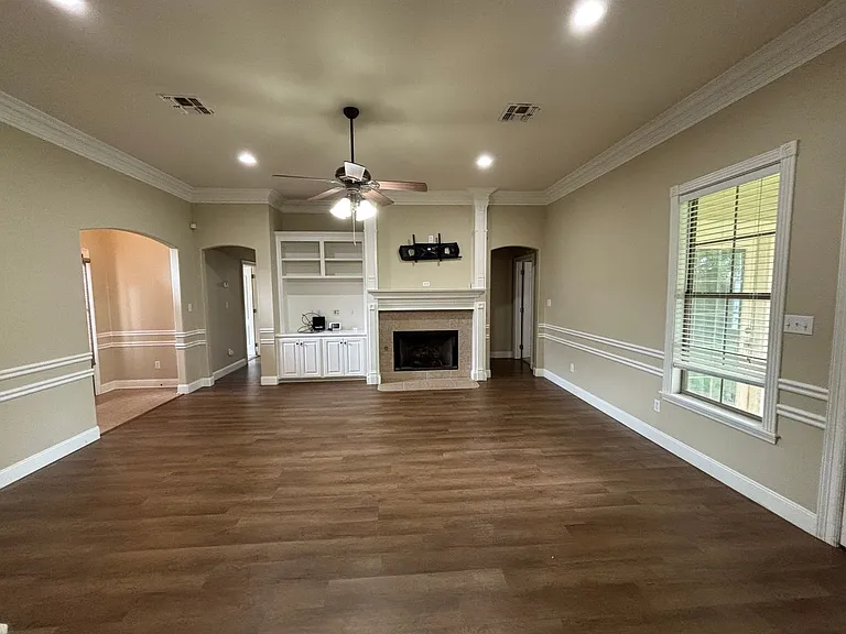 104 Antietam Dr — Photo 2