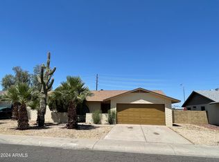 9216 N 50th Dr, Glendale, AZ 85302