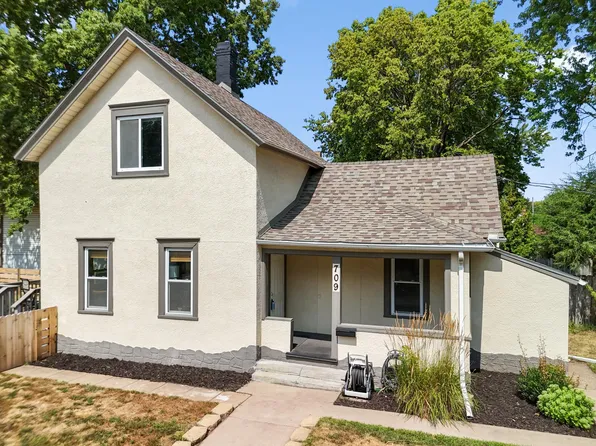 709 24th Ave NE, Minneapolis, MN 55418