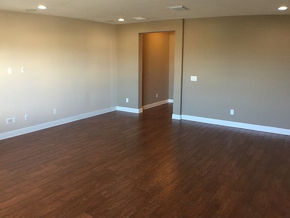 Huge Bonus Room!