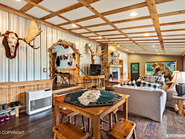 29416 W Deshka Landing Rd, Willow, AK 99688