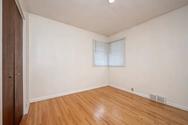2223 35th St SW — Photo 16