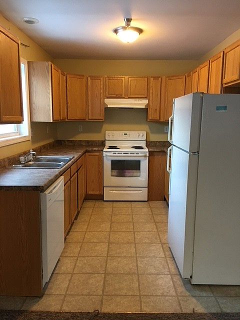 1st image of 80 Sailly Ave Suite 203