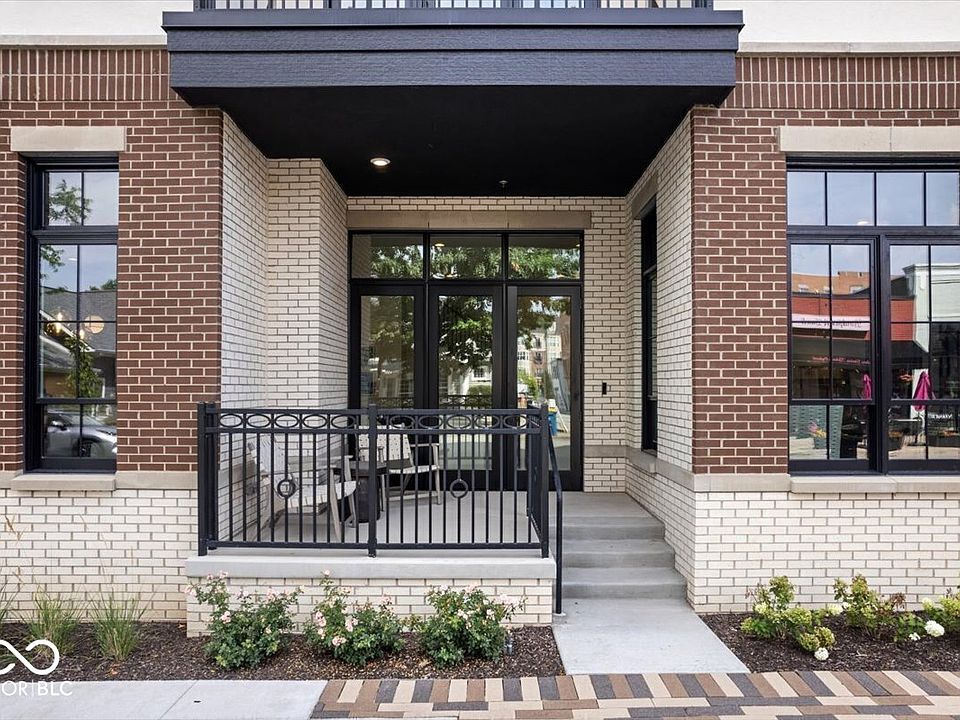 2nd image of 41 N Rangeline Rd #3