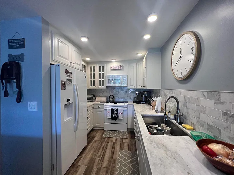 2175 S Ocean Blvd #103 — Photo 4