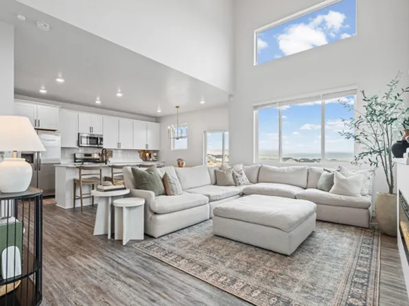 1974 N Red Yearling Dr, Saratoga Springs, UT 84045