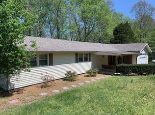 4937 Walden Rd, Greenbrier, TN 37073