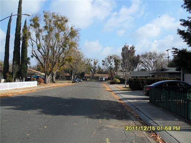 2nd image of 400 Kavanagh Ave