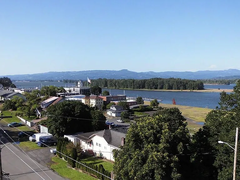 Great views from the building, just a block to town!