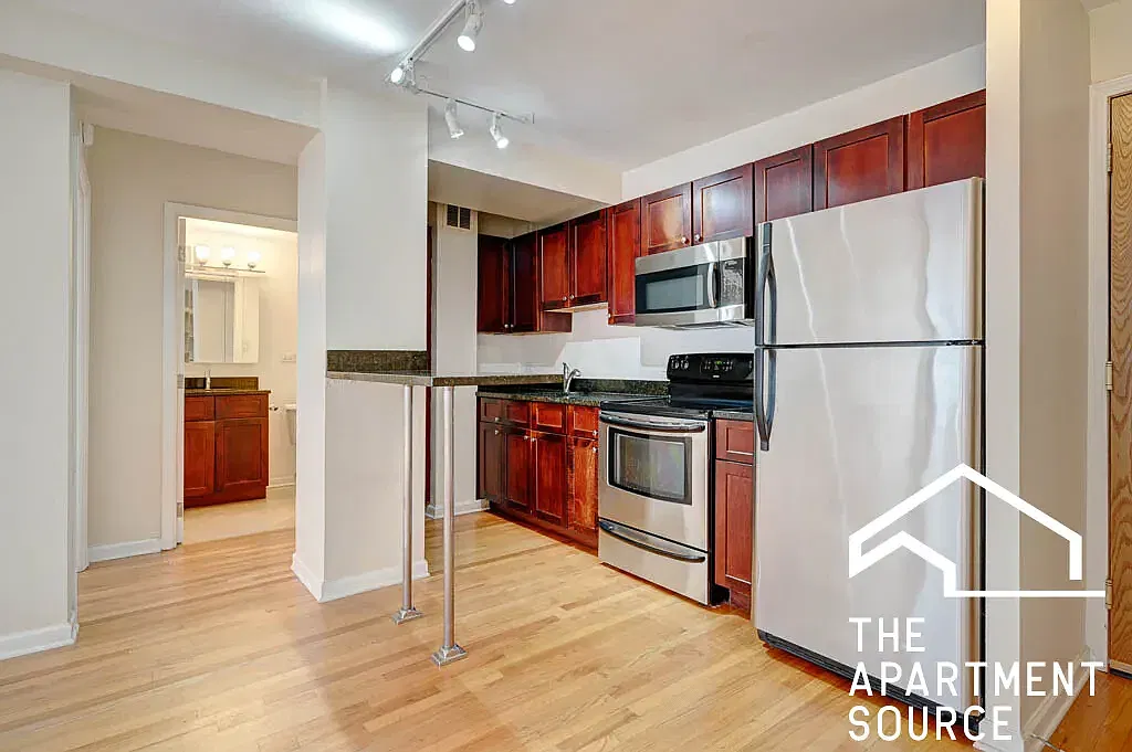 1 bed, 800 sqft, $1,795 — Photo 4