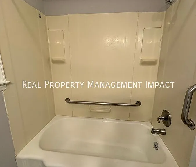 327 Williamson St — Photo 20