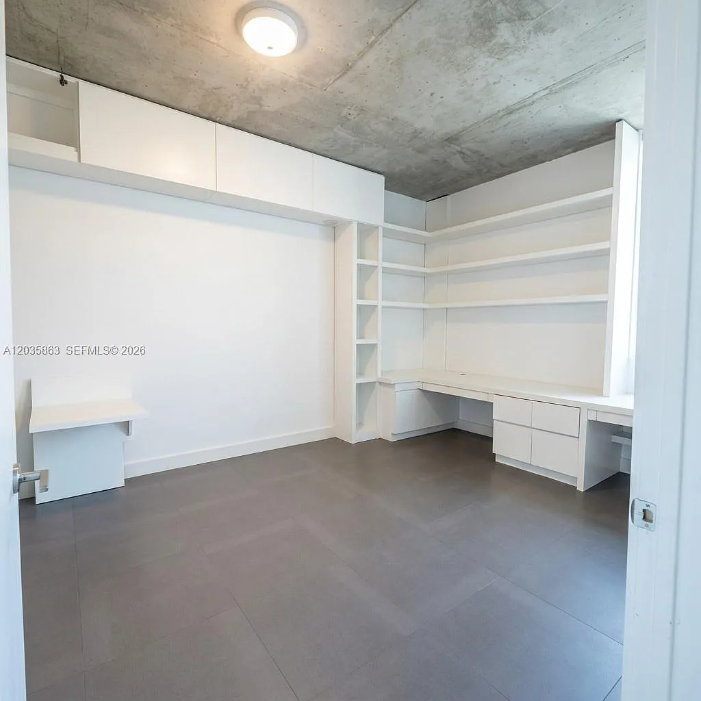 1 bed, 1.0 bath, 738 sqft, $2,280 — Photo 3