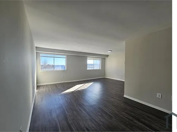 4001 Clarks Ln #318, Baltimore, MD 21215