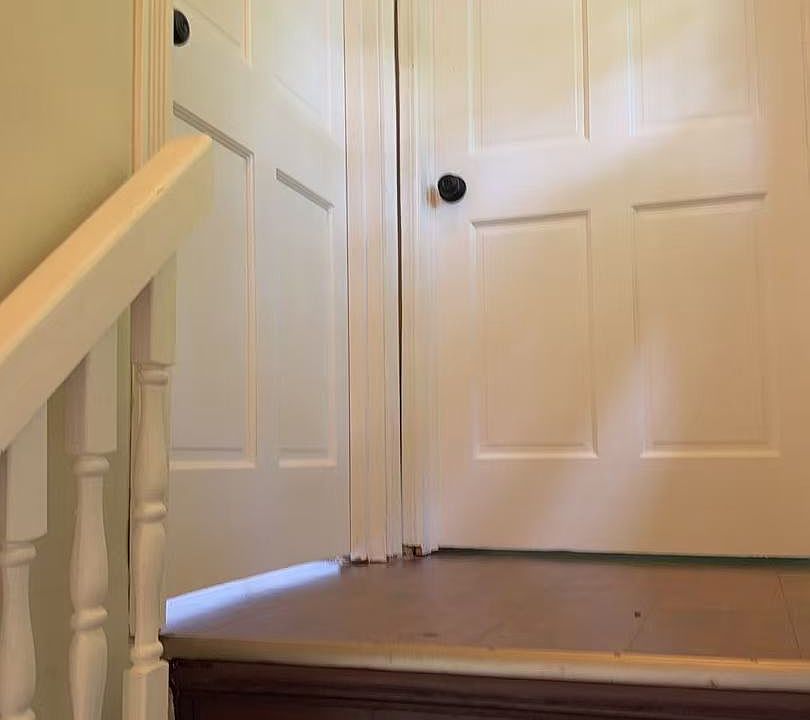 1st image of 428 Mortimer Ave