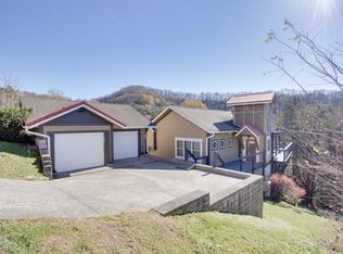 220 Sandgate Dr, Smithville, TN 37166