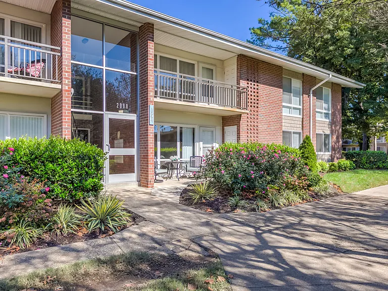 Peninsula Grove — Photo 20