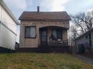 4891 Lee Rd, Cleveland, OH 44128