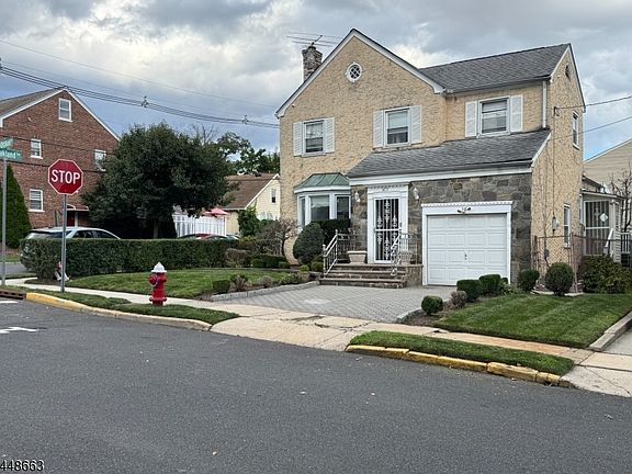 4th image of 1453 Orchard Ter