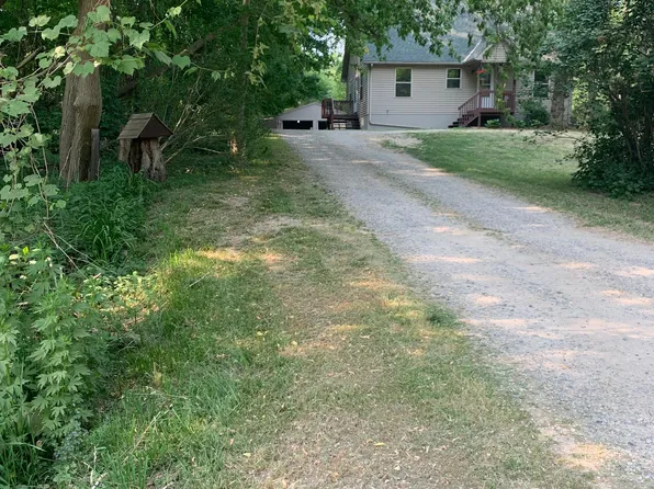 6667 Webster Rd, Imlay City, MI 48444