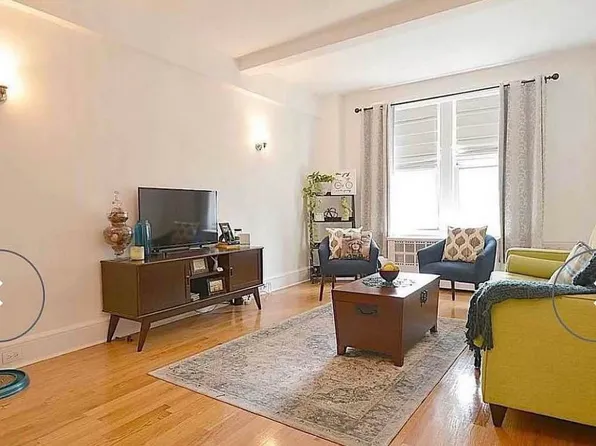 200 West 70th Street image 1 of 5