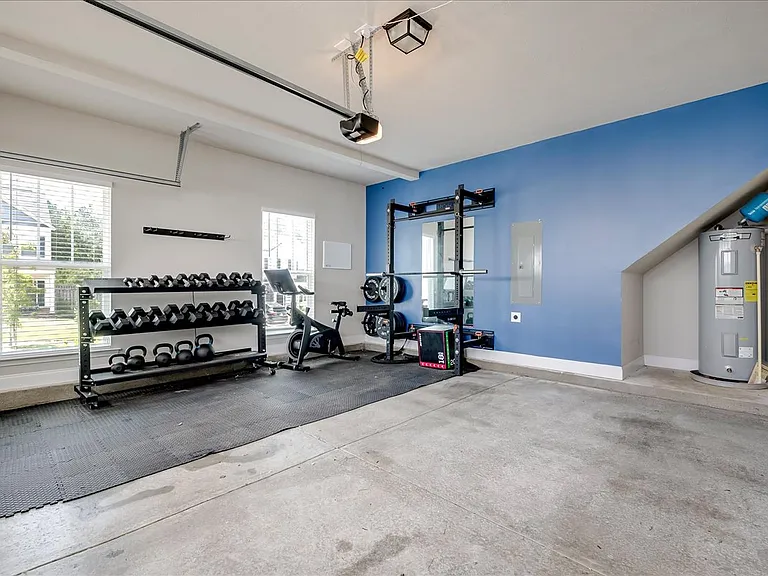 1297 Gregory Landing Dr — Photo 3