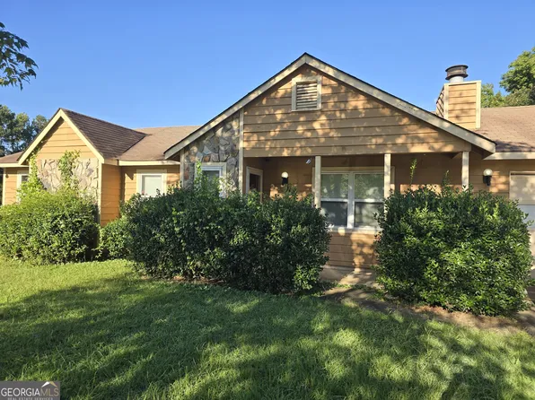 9413 Woodloop Ct, Jonesboro, GA 30238