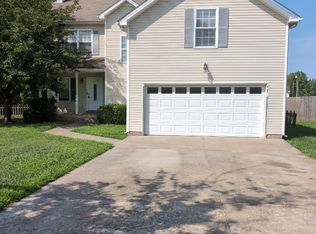 1393 Jenny Ln, Clarksville, TN 37042